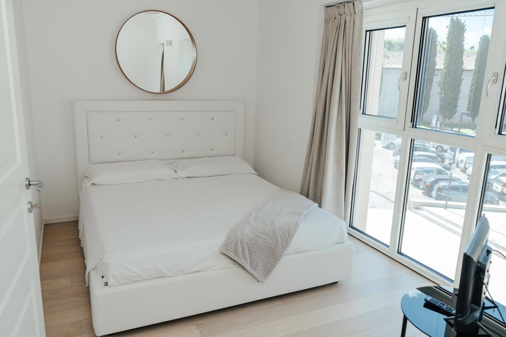 פסקיארה דל גארדה C House Rooms Lake מראה חיצוני תמונה